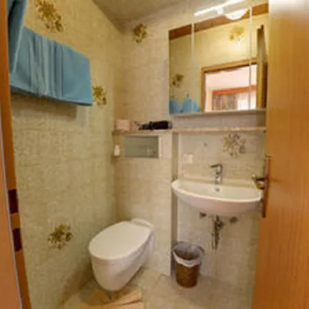 住宿加早餐酒店 Fruehstueckspension Haus Golker 3*