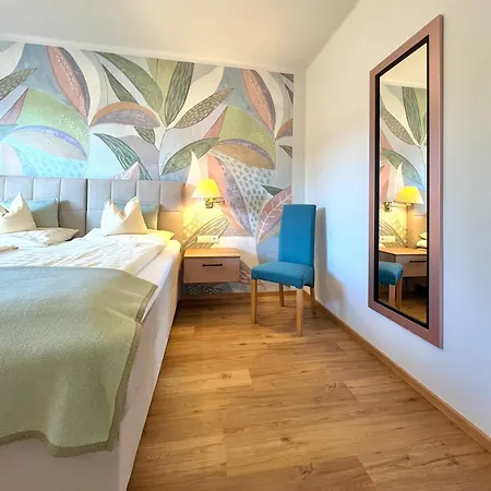 Fruehstueckspension Haus Golker 3*