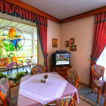 Fruehstueckspension Haus Golker 3* Seeboden