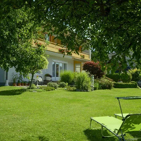 Bed & Breakfast Fruhstuckspension Haus Golker